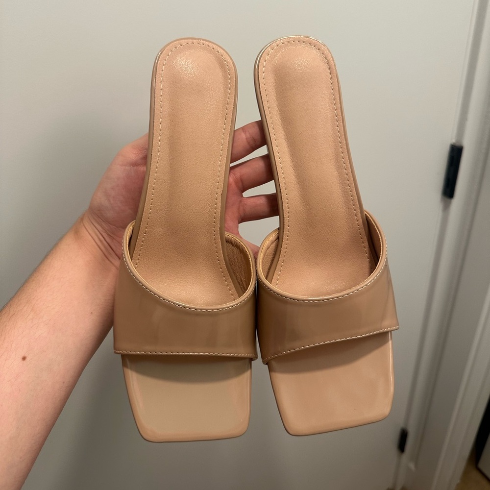 Nude heels - Picture 4 of 6